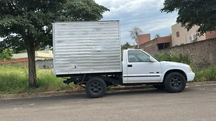 Chevrolet S10 Pick-up 4.3 V6 1996
