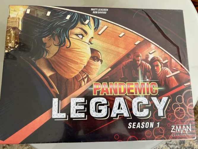 Pandemic Legacy Lacrado Board Game / Jogo de Tabuleiro