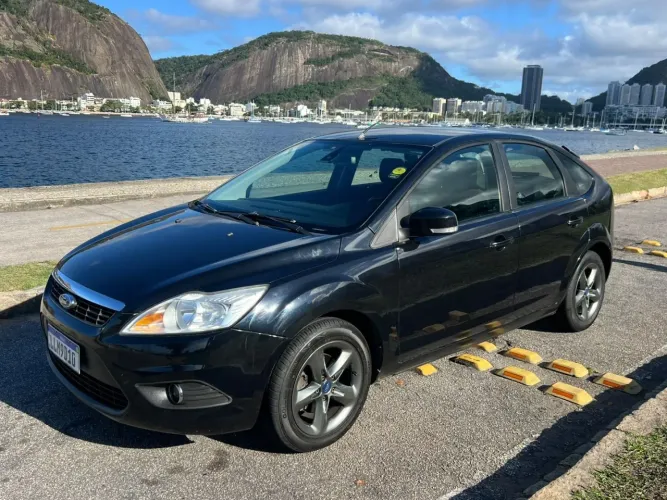 Ford Focus 2.0 16v/ 2.0 16V Flex 5P 2011