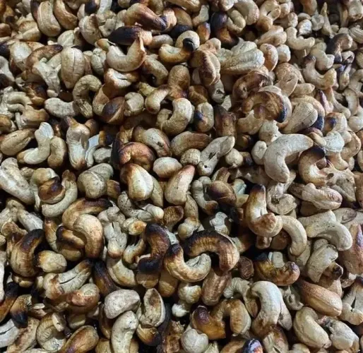 CASTANHA CASEIRA ASSADA .