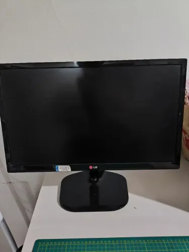 Monitor LG 23"