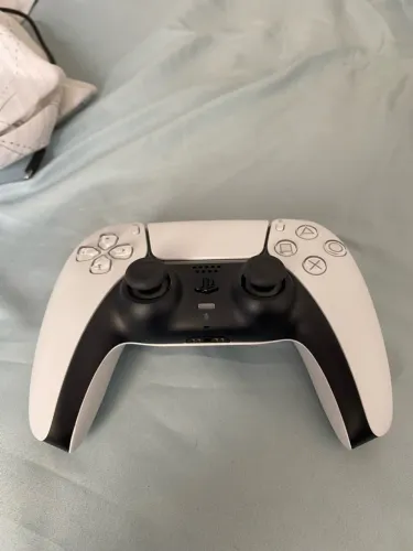 Controle Dualsense ps5 (quase sem uso)