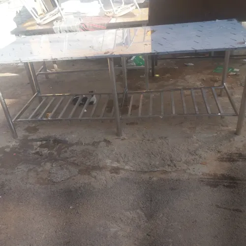 Mesa toda inox com paneleiro en baixo de 2,49mx90cm
