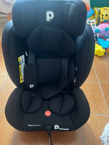 Cadeira Infantil para Carro Zaya Ajustável 0 a 36kg ? Cinza/Preto ? R$ 385