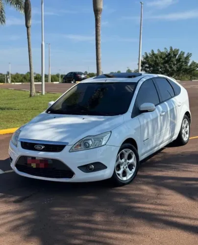 Ford Focus Titanium 2.0 16V Flex 5P Mec. 2013