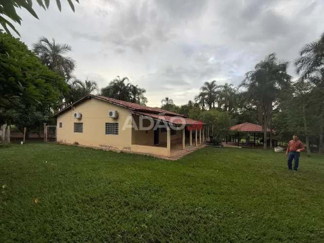 Chácara em Anicuns