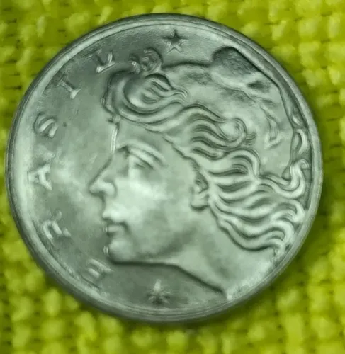Lote com 20 moedas de 5 centavos 1977