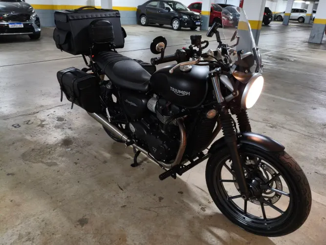 Street Twin 900