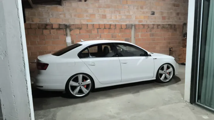 Volkswagen Jetta Comfortline 2.0 T.flex 8V 4P Tipt. 2015