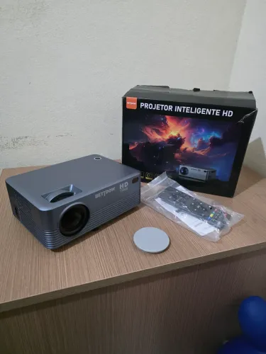 Projetor Bettdow Android AC1031