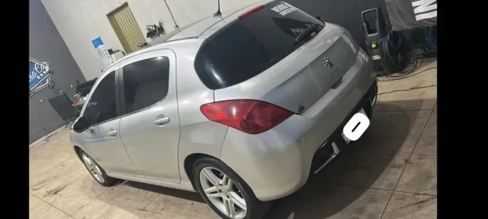 Peugeot 308 Allure 2.0 Flex 16V 5P Aut. 2013