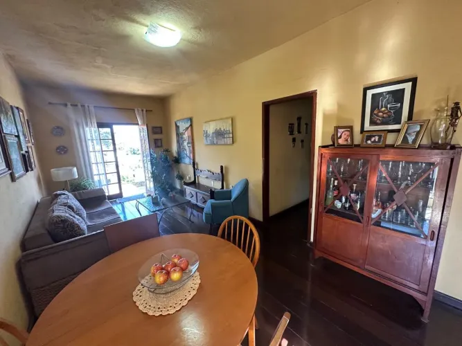 ALUGA-SE APARTAMENTO COM 3 QUARTOS NO BAIRRO JARDIM AMÁLIA EM VOLTA REDONDA/RJ