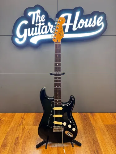Fender Black Strat MIM Standard  2012