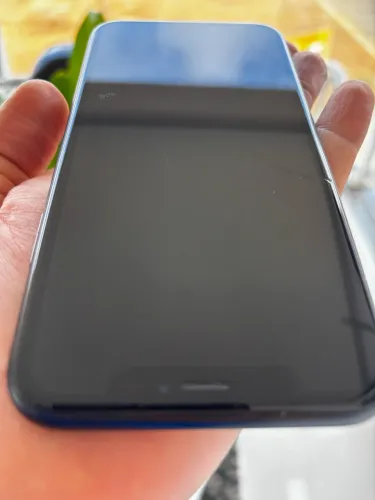 iPhone XR 64 gb- cor preta.