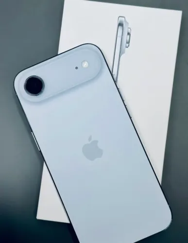 IPHONE AIR 256GB LACRADO