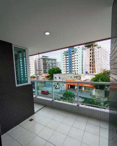 Apartamento à Venda 82m² 2 Quartos Porteira Fechada 400m da Praia Varanda Tambaú/João Pess