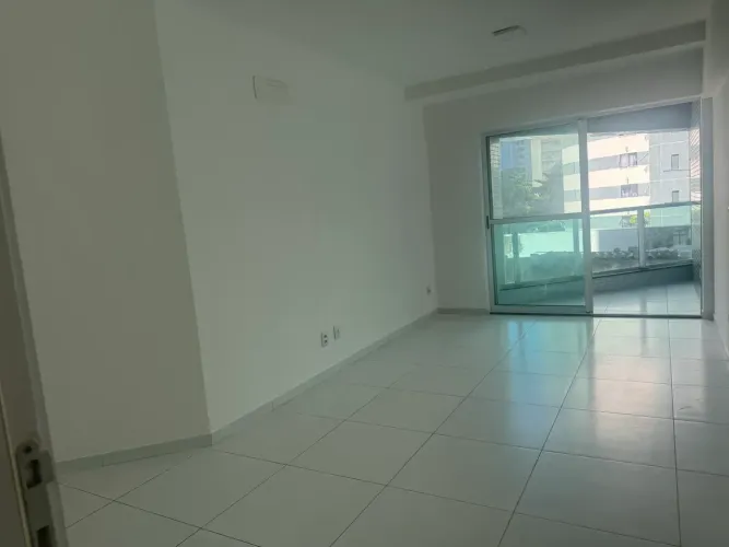 Imóvel para venda possui 73 metros quadrados com 3 quartos em Boa Viagem - Recife - PE