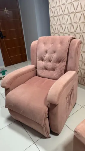 Poltrona reclinável 