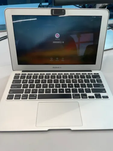Macbook Air 2011 11"
