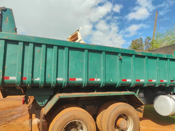 Caçamba Rosseti 12 m