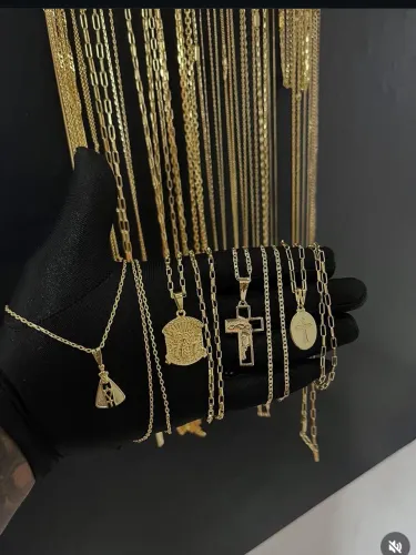 Cordinha banhada a ouro 18k n cai a cor nem escurece enviamos pra todo Brasil
