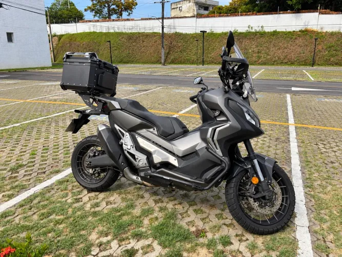 Honda X-Adv 745cc 2021 aceito troca em NC750 DCT