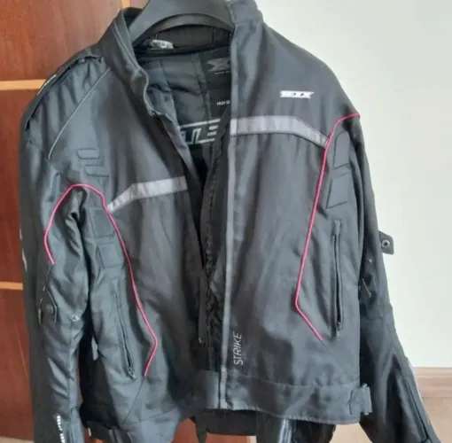 Jaqueta de moto texx strike, impermeável, nova.