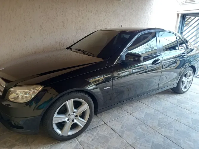 Mercedes-Benz C-180 CGI Classic 1.8 16V 156cv Aut. 2011