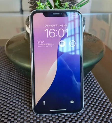 iPhone XR 64gb 