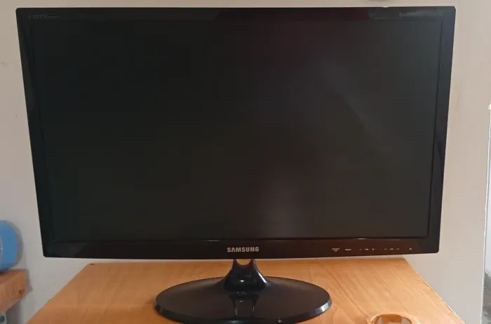 TV Samsung 24" Full HD LED - Modelo T24B350LB