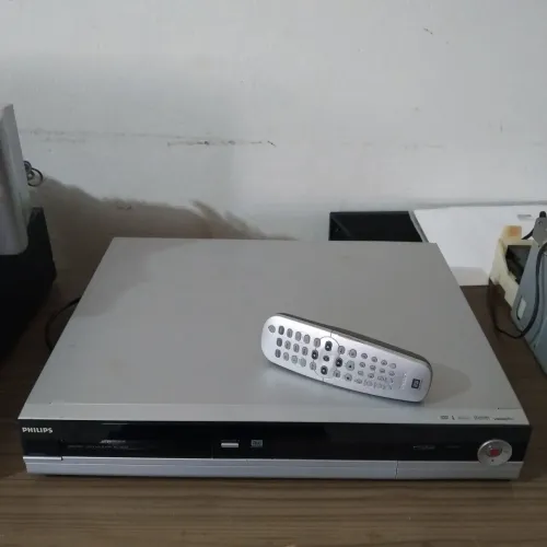 Dvd e Gravador dv dvdrw com hdd 80000mb Philips 3440H 