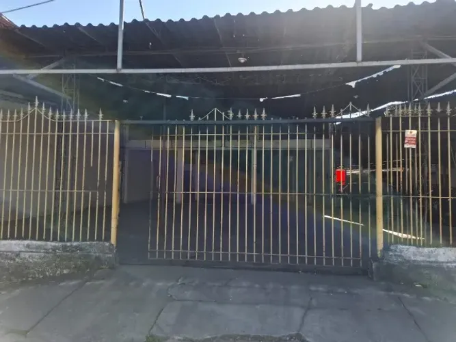 Alugo Excelente Galpão comercial no Raul Veiga / Alcântara / SG.