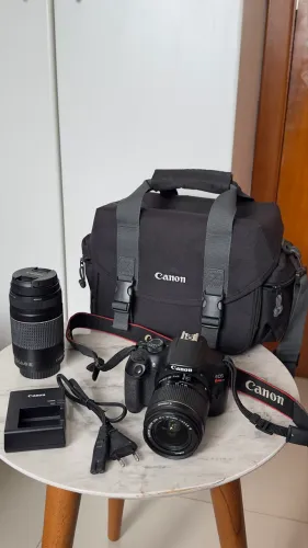 MÁQUINA FOTOGRÁFICA CANON EOS