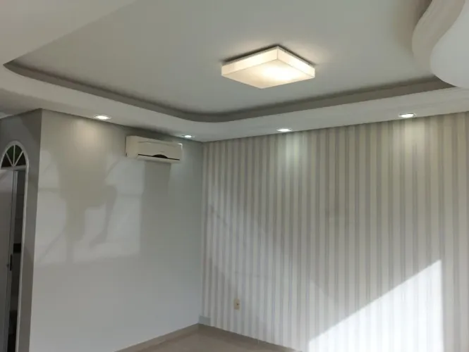 Casa comercial no Jardim Atlântico Florianópolis