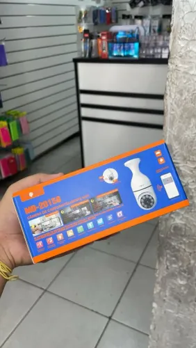 Câmera segurança Wi-Fi