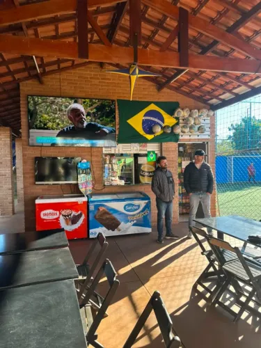 Vendo chácara com society