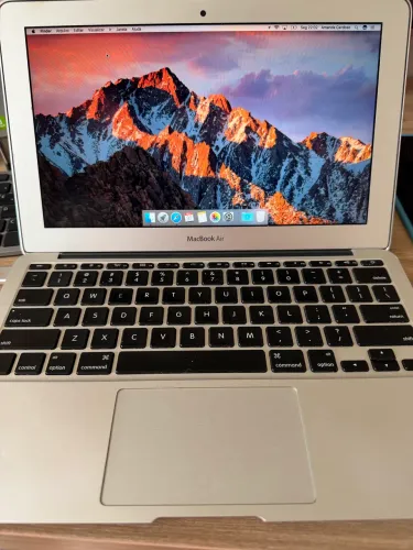 macbook air 11 2012