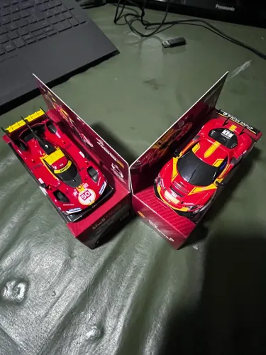 Ferrari Shell miniatura controle remoto