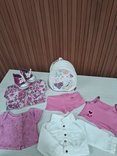 Lote de acessórios para boneca american gilr