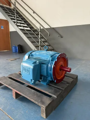 VENDO URGENTE Motor Weg flange ff e pés, 60 CV , 1775 RPM , 220/380/440V
