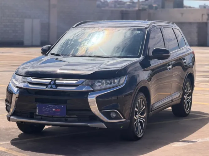 Mitsubishi Outlander 2.2 165cv Diesel Aut. 2016