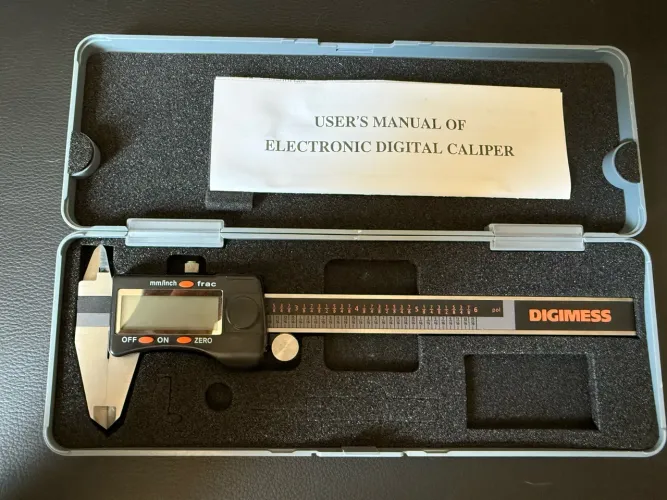 Paquimetro digital - DIGIMESS 150MM / 6?