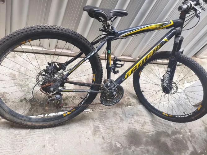 Bicicleta track aro 29