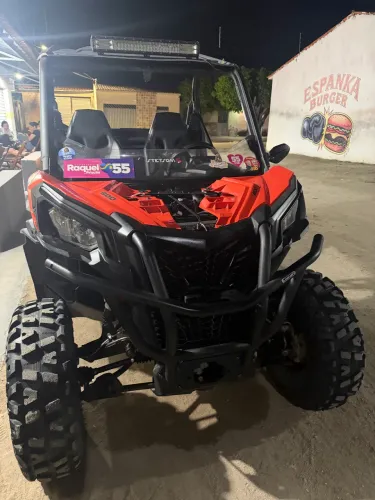 UTV Can am 800cc Maverick traill
