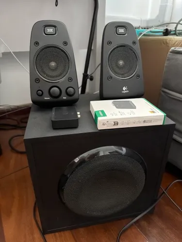 Logitech Z623 defeito botão volume