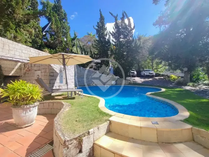 Casa Espetacular com Estrutura de Pousada para Locação em Teresópolis | Parque do Imbuí co