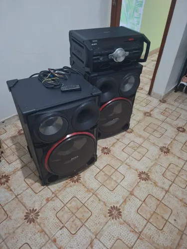 Som Sony sh 2000(usado),o aparelho nao funciona. O que esta a venda são as caixas acustica