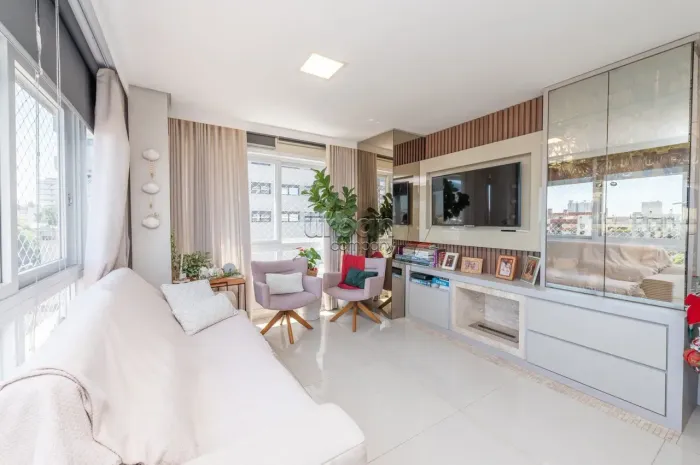 Imóvel para venda possui 82 metros quadrados com 2 quartos em Bela Vista - Porto Alegre - 