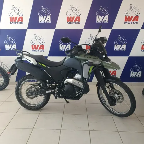YAMAHA XTZ 250 LANDER CONNECTED VERDE 2025