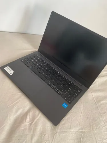 Notebook Samsung Galaxy Book2 - i3